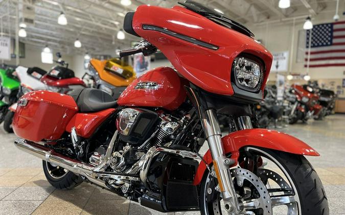 2026 Harley-Davidson FLHX - Street Glide