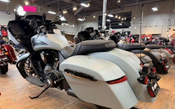 2025 Indian Challenger Dark Horse Springfield Blue