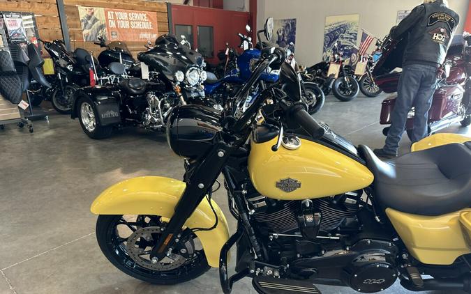 2023 Harley-Davidson® Road King® Special FLHRXS