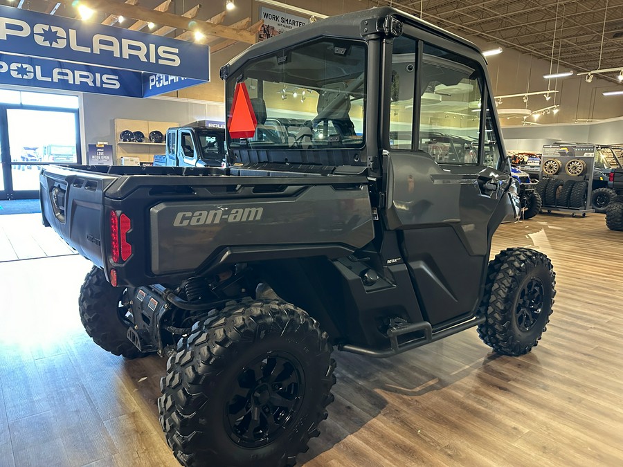 2023 Can-Am™ Defender Limited HD10