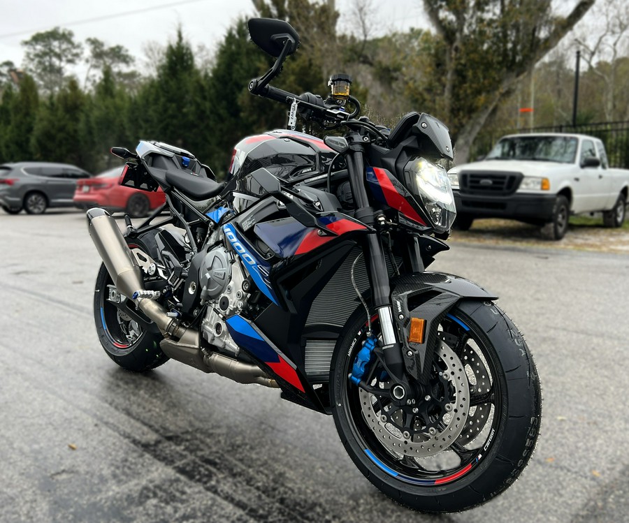 2024 BMW M 1000 R