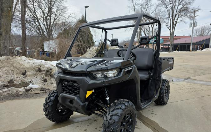 2025 Can-Am Defender DPS HD10