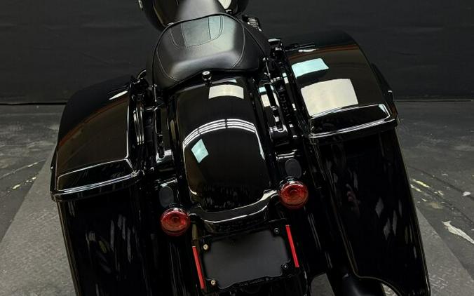 Harley-Davidson® Road King® Special 2023 FLHRXS BLACK