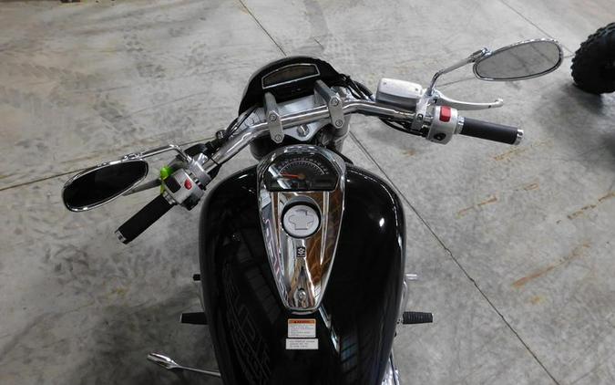 2025 Suzuki Boulevard M109R