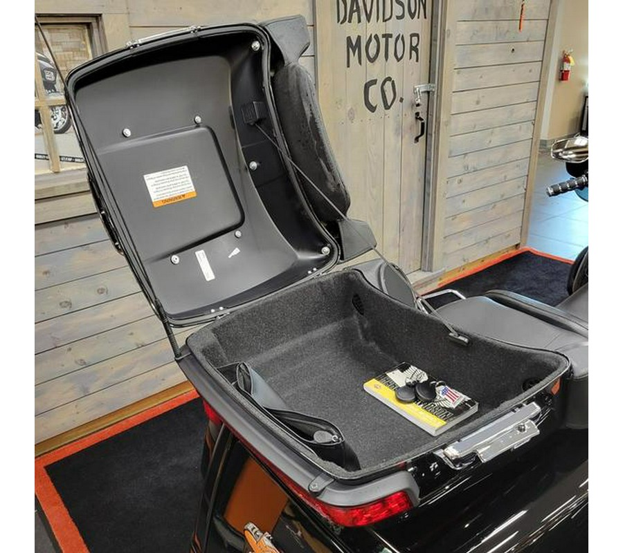 2023 Harley-Davidson® FLHTCUTG - Tri Glide® Ultra