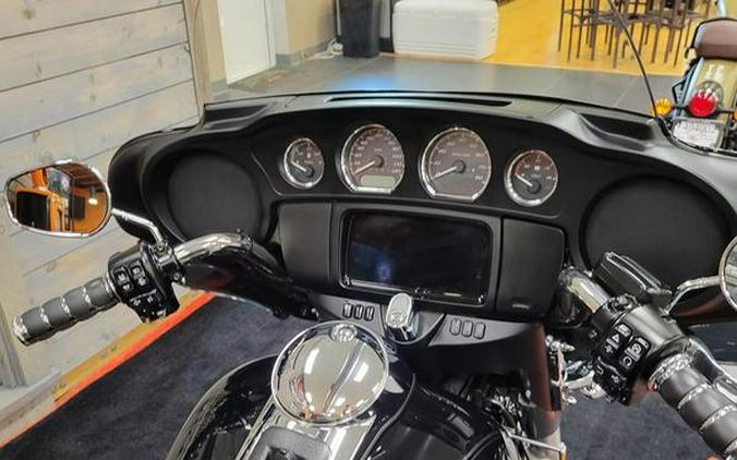 2023 Harley-Davidson® FLHTCUTG - Tri Glide® Ultra