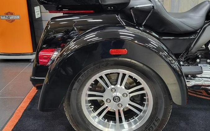 2023 Harley-Davidson® FLHTCUTG - Tri Glide® Ultra