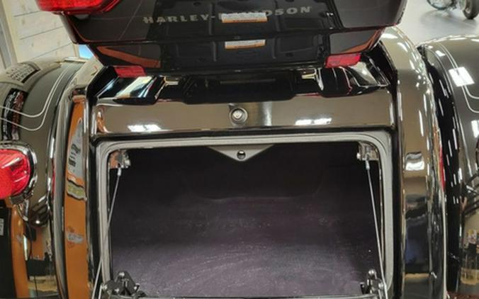 2023 Harley-Davidson FLHTCUTG - Tri Glide Ultra