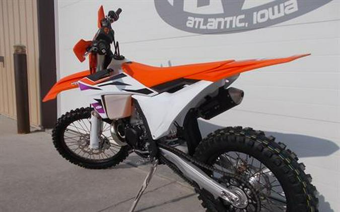 2024 KTM 300 XC