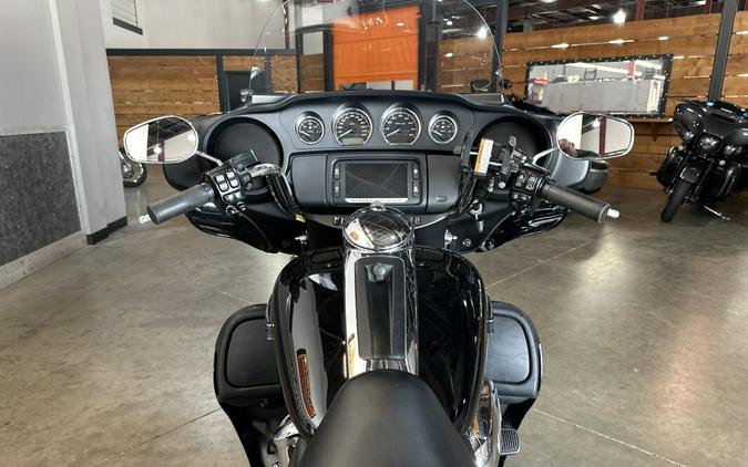 2018 Harley-Davidson® Tri Glide® Ultra FLHTCUTG