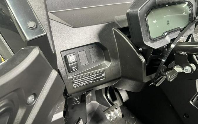 2027 Kawasaki TERYX® KRX4™ 1000 TR