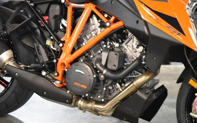 2023 KTM 1290 Super Duke GT