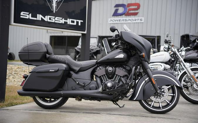 2022 Indian Motorcycle Chieftain® Dark Horse®