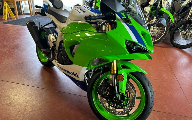 2024 Kawasaki Ninja ZX-6R 40th Anniversary Edition ABS