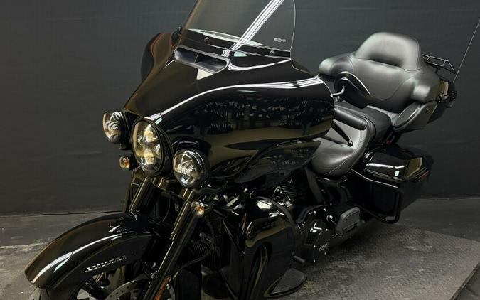 Harley-Davidson® Ultra Limited 2024 FLHTK BLACK