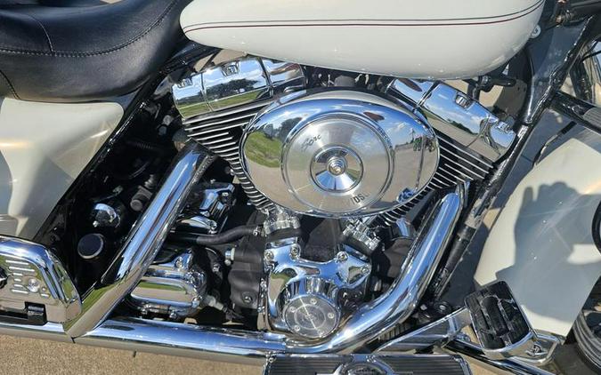 2002 Harley-Davidson® FLHRC - Road King® Classic