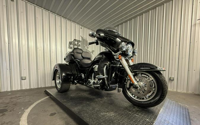 2018 Harley-Davidson TRI GLIDE ULTRA CLASSIC