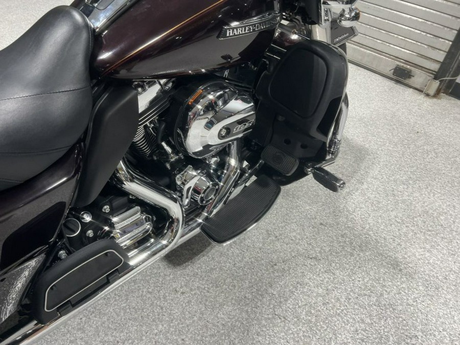 2014 Harley-Davidson Trike FLHTCUTG - Tri Glide Ultra