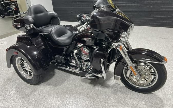 2014 Harley-Davidson Trike FLHTCUTG - Tri Glide Ultra