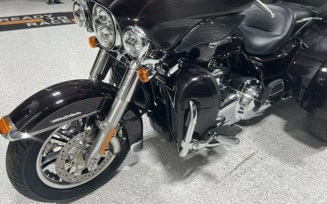 2014 Harley-Davidson Trike FLHTCUTG - Tri Glide Ultra