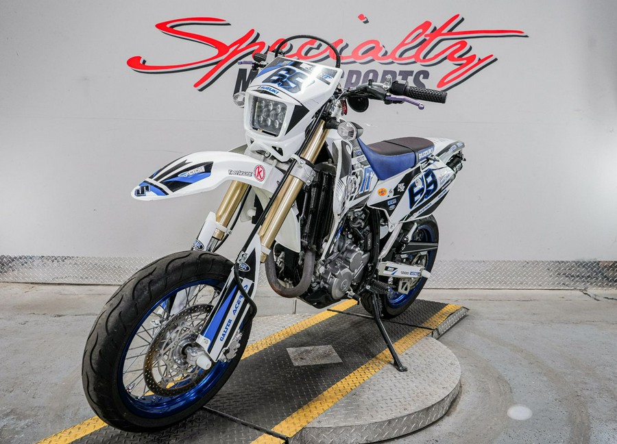 2023 Suzuki DR-Z400SM