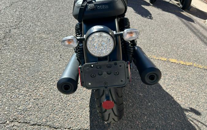2022 Moto Guzzi V7 Stone