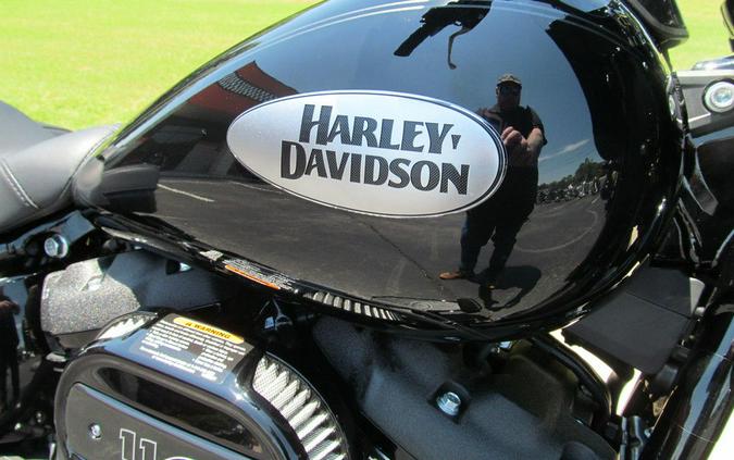 2024 Harley-Davidson® FLHCS - Heritage Classic