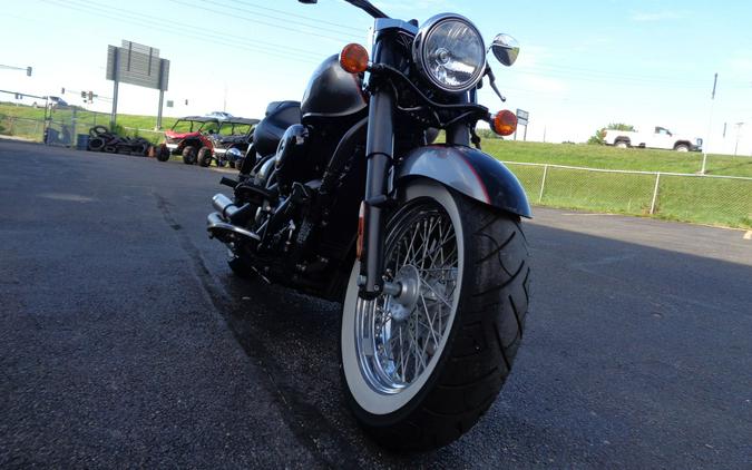 2014 Kawasaki Vulcan® 900 Classic