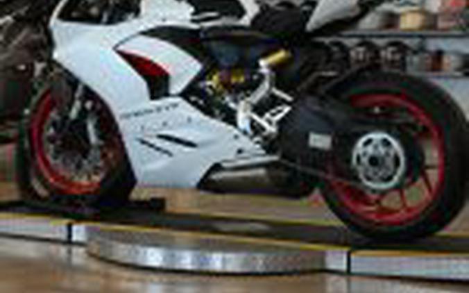2021 Ducati Panigale V2
