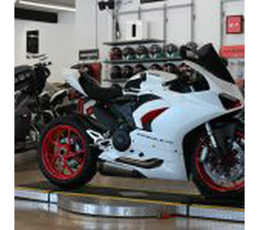 2021 Ducati Panigale V2