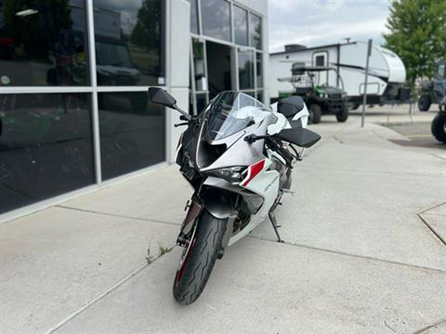 2025 Kawasaki Ninja ZX-6R ABS