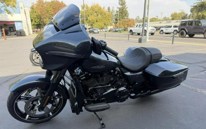 2025 Harley-Davidson® FLHX - Street Glide®
