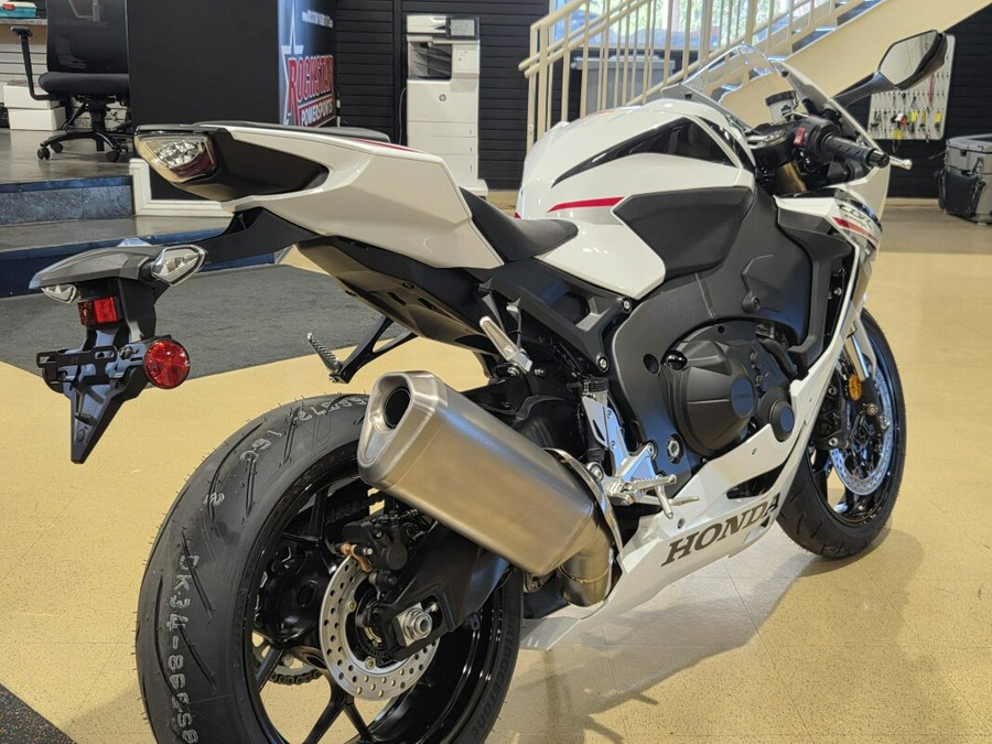 CBR1000RRT 2026 CBR1000RR