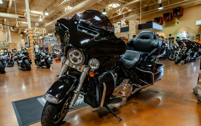 2018 Harley-Davidson Electra Glide Ultra Classic Grand American Touring FLHTCU