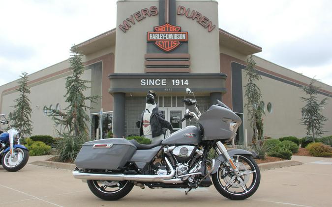 2026 Harley-Davidson Road Glide Solo Model