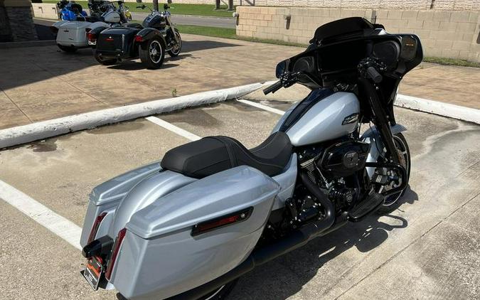 2024 Harley-Davidson® FLHX - Street Glide®