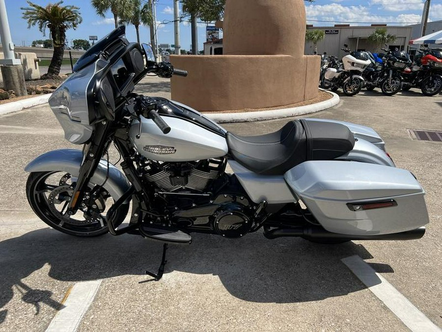 2024 Harley-Davidson® FLHX - Street Glide®