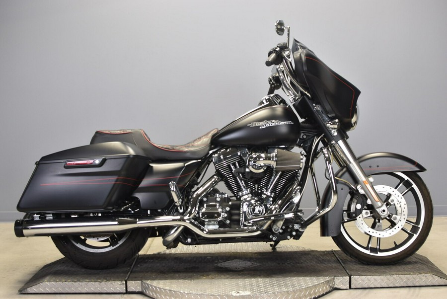 2016 Harley-Davidson Street Glide Special