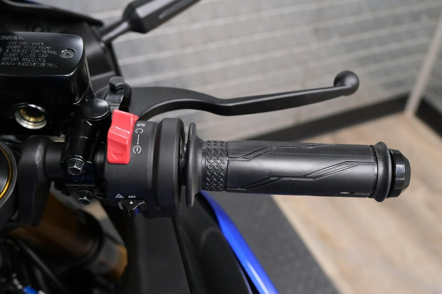 2026 YAMAHA YZFR3 ABS