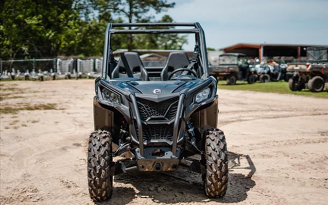 2023 Can-Am Maverick Trail DPS 700