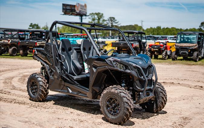 2023 Can-Am Maverick Trail DPS 700