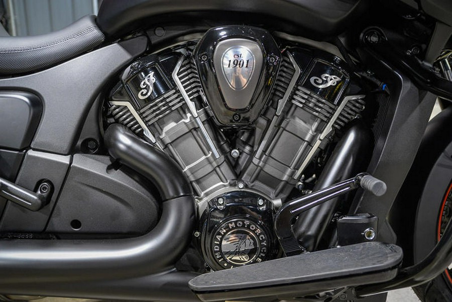 2023 Indian Motorcycle® Challenger® Dark Horse® Black Smoke