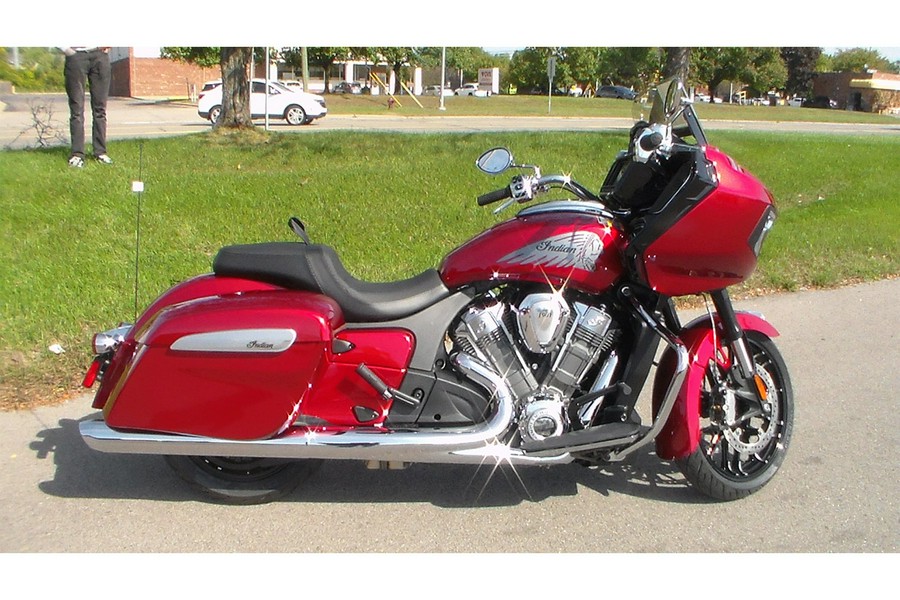 2024 Indian Motorcycle CHALLENGER LIMITED, SNST RED METALLIC, 49ST Limited