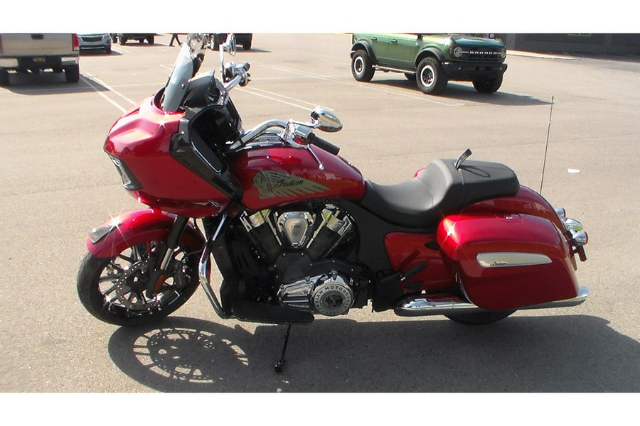 2024 Indian Motorcycle CHALLENGER LIMITED, SNST RED METALLIC, 49ST Limited