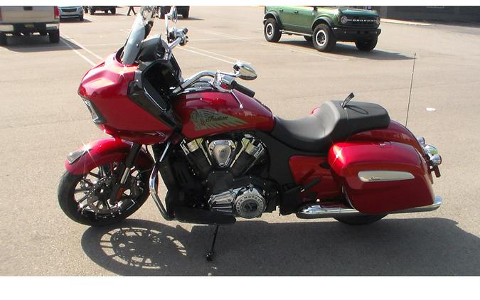 2024 Indian Motorcycle CHALLENGER LIMITED, SNST RED METALLIC, 49ST Limited