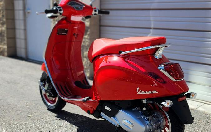 2023 Vespa Primavera 150 Red