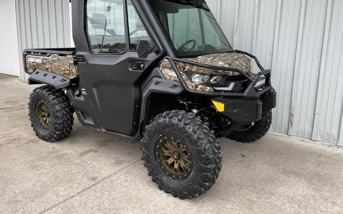 2021 Can-Am® Defender Limited HD10 Mossy Oak Break-Up Country Camo