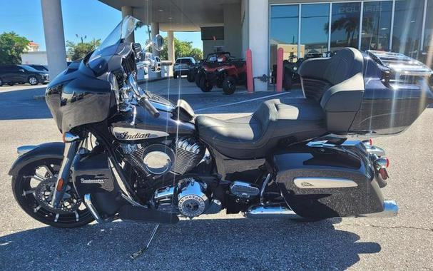 2022 Indian Motorcycle® Roadmaster® Limited Black Azure Crystal