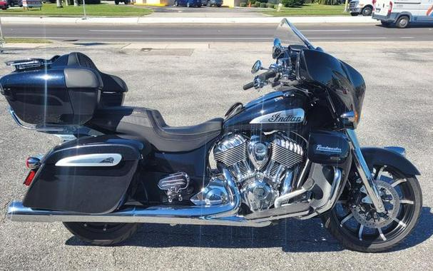 2022 Indian Motorcycle® Roadmaster® Limited Black Azure Crystal