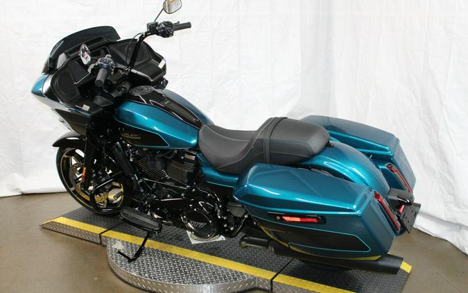 Harley-Davidson® Road Glide® 2026 FLTRX 84667317 TEAL THUNDR/BLK W/ PINSTRIP